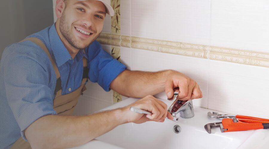 Handle or spout repair in Vincent, KY